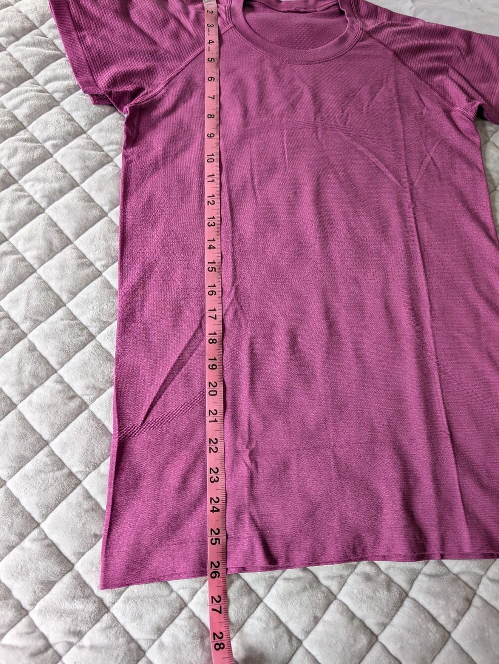 Lululemon Swiftly Tech Short Sleeve Shirt, Plum Purple, Hip Length, Size 8 - Picture 4 of 5
